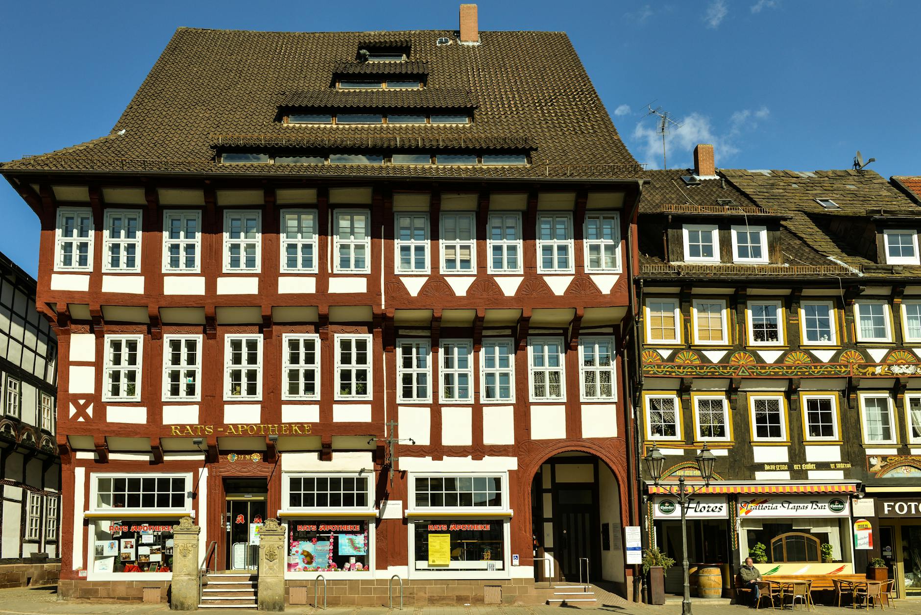 Explore the classic timber-framed architecture of Alfeld, Germany, showcasing historic charm and cultural heritage.